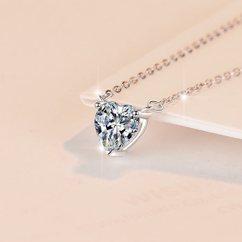 Silver Necklace Love Heart-shaped Moissanite Pendant