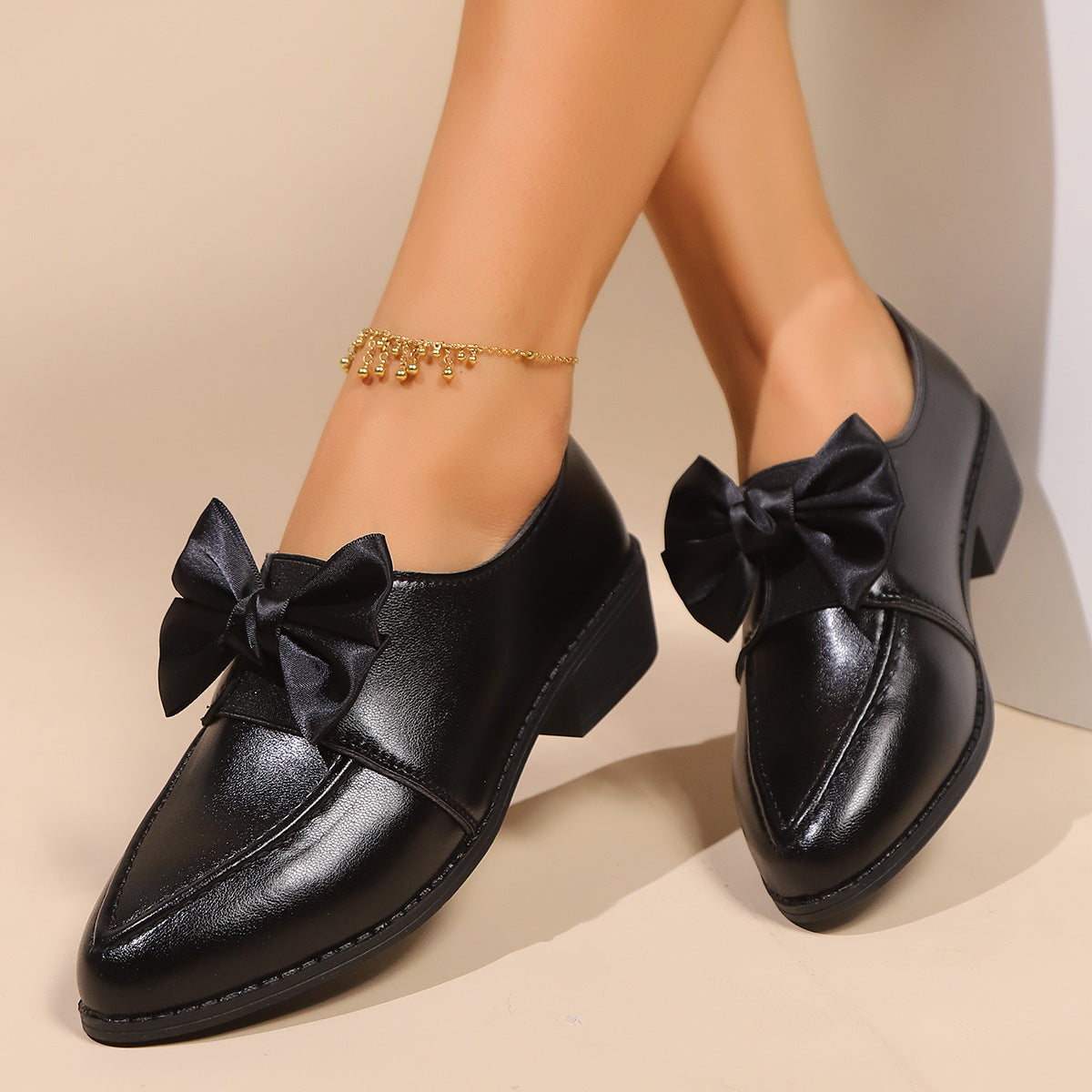 Women's British-style Simple Leather Shoes With Bow