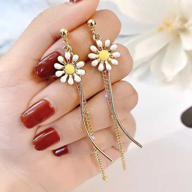 Long Tassel Dangle Earrings Explosive Personality Fashion All-match Female Gold Silver Needle Retro Heart Earjewelry Wholesale
