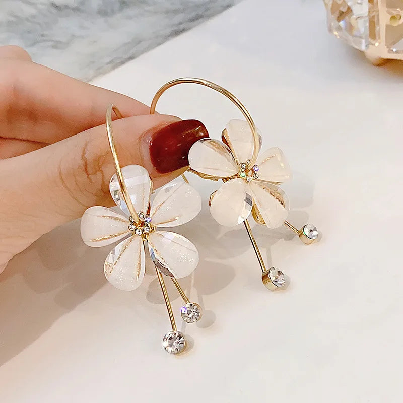 Long Tassel Dangle Earrings Explosive Personality Fashion All-match Female Gold Silver Needle Retro Heart Earjewelry Wholesale
